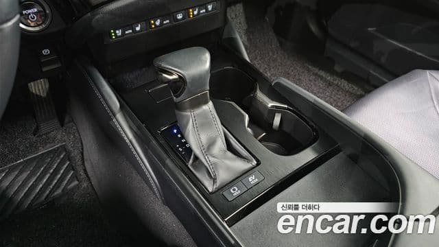 Lexus ES300h 7세대 Luxury Plus, 2023 9