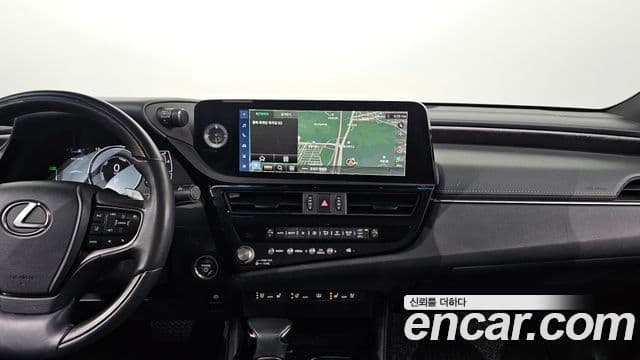 Lexus ES300h 7세대 Luxury Plus, 2023 16