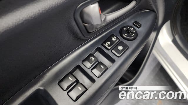 Kia All New Pride Deluxe, 2014 17