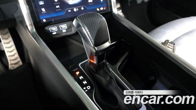 KG모빌리티(SsangYong) Torres T7, 2023 9