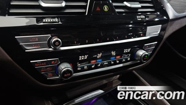 BMW 5시리즈 (G30) Luxury, 2021 17