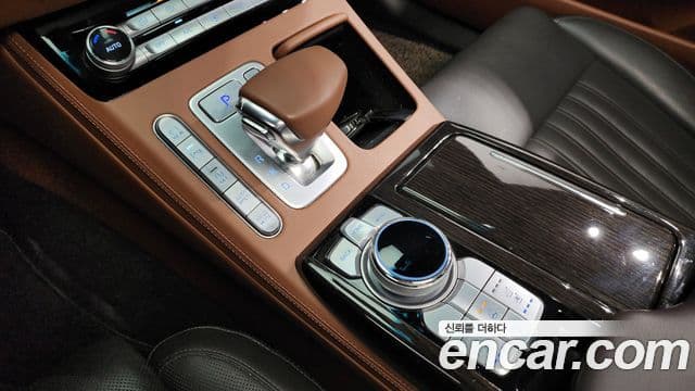 Genesis G90 Luxury, 2020 9