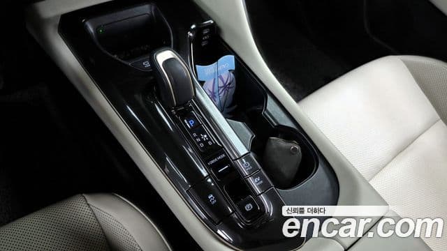 Toyota 크라운 кроссовер, 2024 9