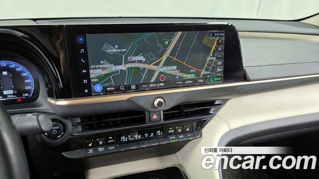 Toyota 크라운 кроссовер, 2024 14