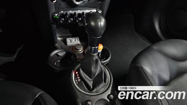 Mini Cooper SE, 2013 9