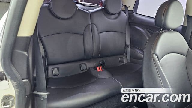 Mini Cooper SE, 2013 12