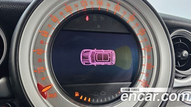 Mini Cooper SE, 2013 15