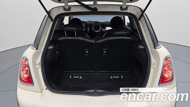 Mini Cooper SE, 2013 20