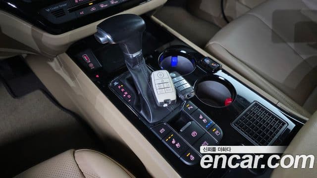 Kia The / новый New Carnival Noblesse Special, 2019 9