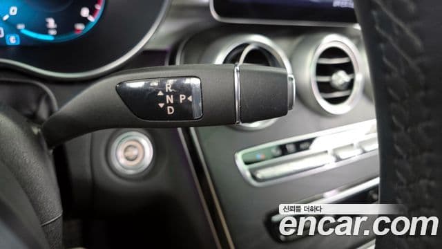 Mercedes-Benz C-класс W205 C200 купе, 2023 9