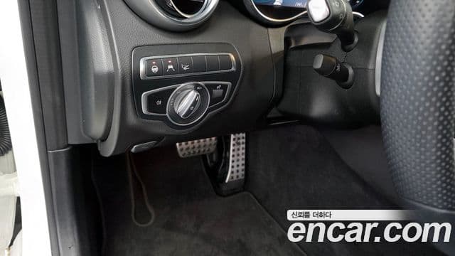 Mercedes-Benz C-класс W205 C200 купе, 2023 18