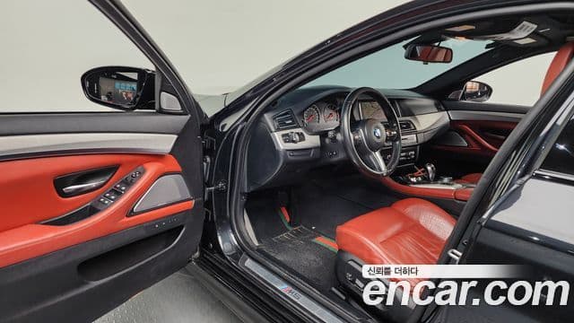 BMW M5 (F10) M5 седан, 2015 10