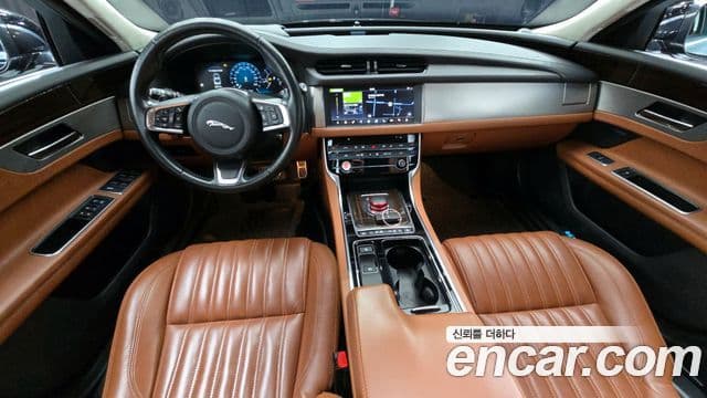 Jaguar XF (X260) 20d Portfolio AWD, 2019 11