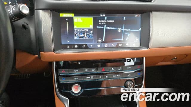 Jaguar XF (X260) 20d Portfolio AWD, 2019 2