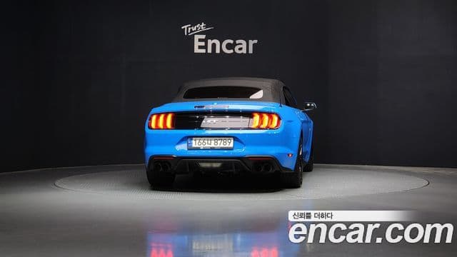 Ford Mustang GT кабриолет, 2022 4