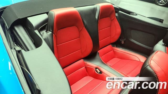 Ford Mustang GT кабриолет, 2022 12