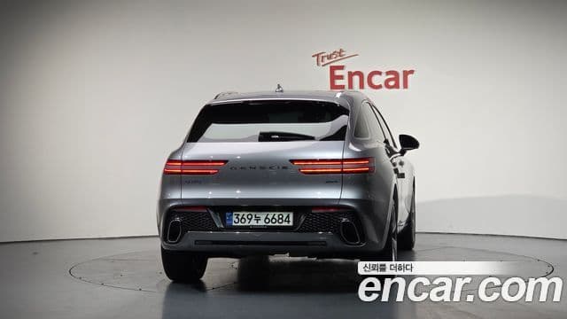 Genesis GV70, 2021 4