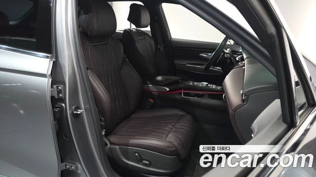 Genesis GV70, 2021 10