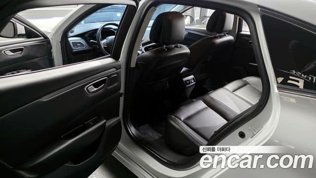 Renault Korea(Samsung) SM6 2.0 LPe SE (для людей с инвалидностью), 2019 11