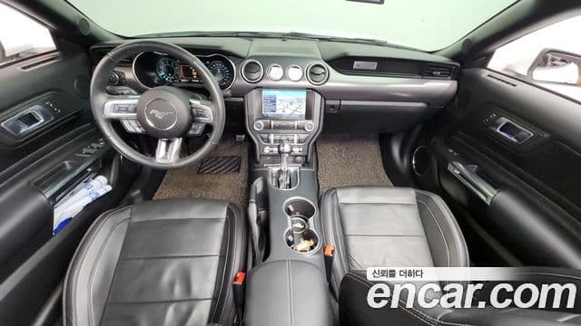 Ford Mustang GT кабриолет, 2021 7