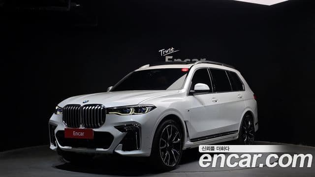 BMW X7 (G07) xDrive 40i M Sport 6인승, 2022 1