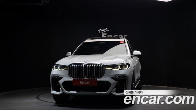 BMW X7 (G07) xDrive 40i M Sport 6인승, 2022 3