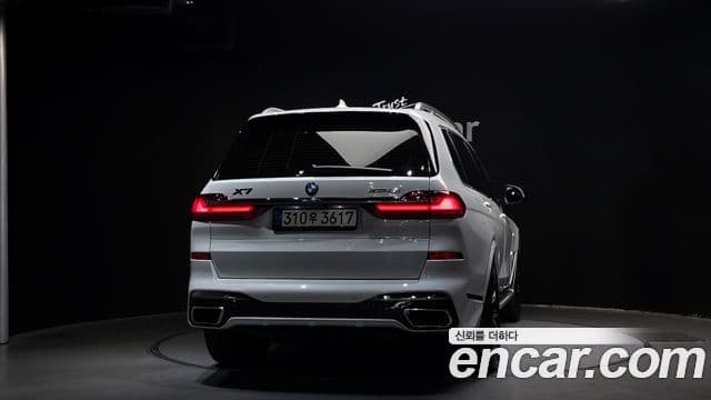 BMW X7 (G07) xDrive 40i M Sport 6인승, 2022 4