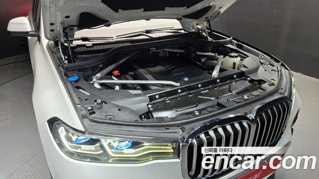 BMW X7 (G07) xDrive 40i M Sport 6인승, 2022 6