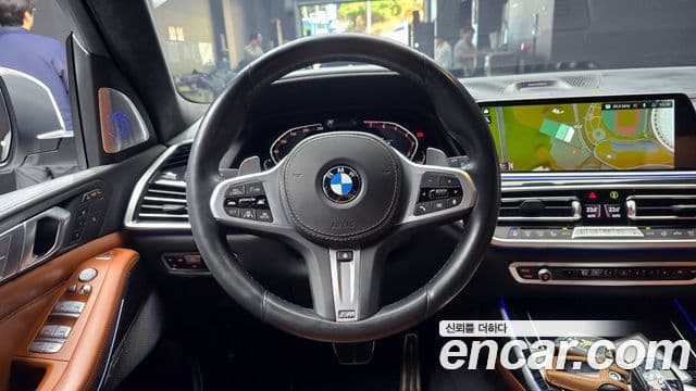 BMW X7 (G07) xDrive 40i M Sport 6인승, 2022 12