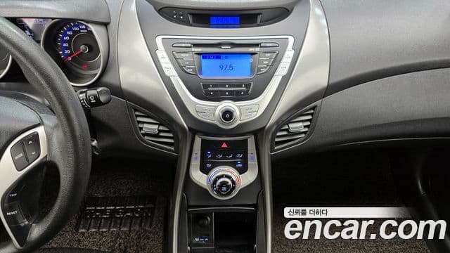 Hyundai Avante MD M16 GDI Deluxe, 2012 15