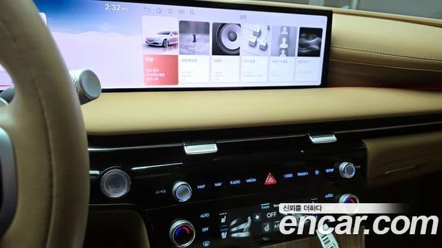 Genesis G80 (RG3) бензин 2.5 турбо 2WD, 2025 14