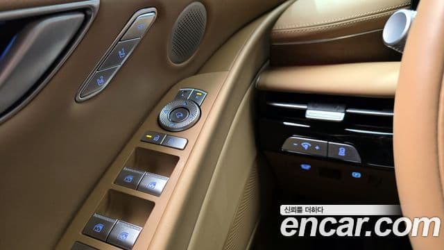 Genesis G80 (RG3) бензин 2.5 турбо 2WD, 2025 17