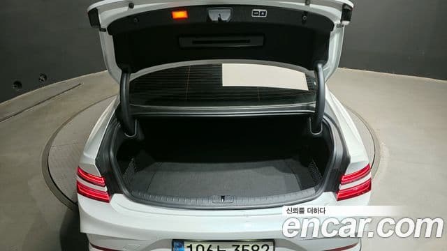 Genesis G80 (RG3) бензин 2.5 турбо 2WD, 2025 20