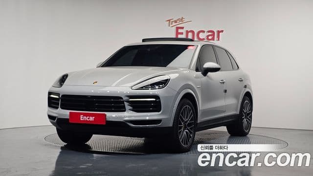 Porsche Cayenne (PO536) 3.0 E-гибрид, 2021 1