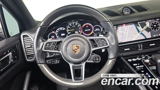 Porsche Cayenne (PO536) 3.0 E-гибрид, 2021 13