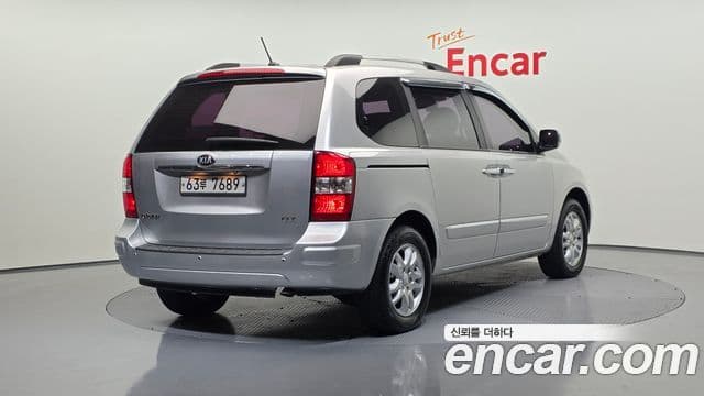 Kia Carnival R топовая версия, 2013 2