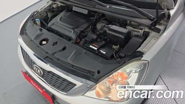 Kia Carnival R топовая версия, 2013 6