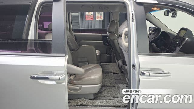 Kia Carnival R топовая версия, 2013 12