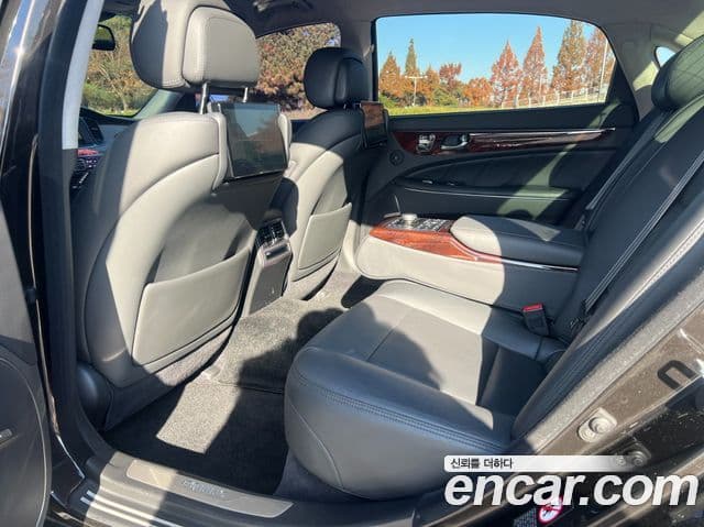 Hyundai Equus(новый кузов / новое поколение) Prestige, 2013 9