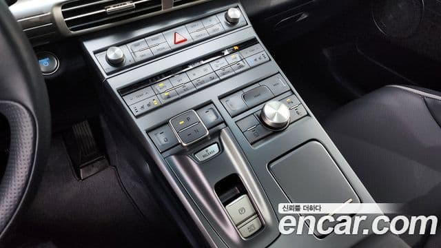 Hyundai NEXO Premium, 2022 9