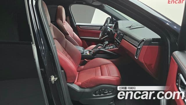 Porsche Cayenne (PO536) 3.0 купе Platinum Edition, 2022 10