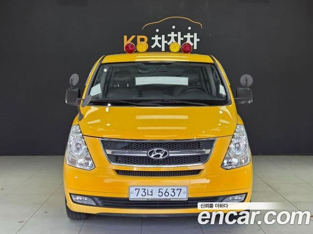 Hyundai Grand Starex детский перевозочный автомобиль, 2012 2