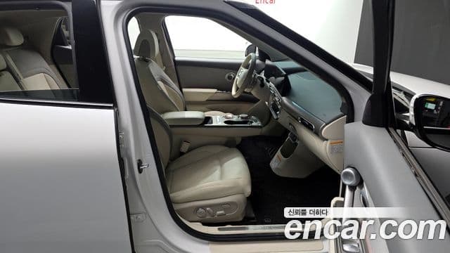 Genesis GV60 Standard, 2022 11