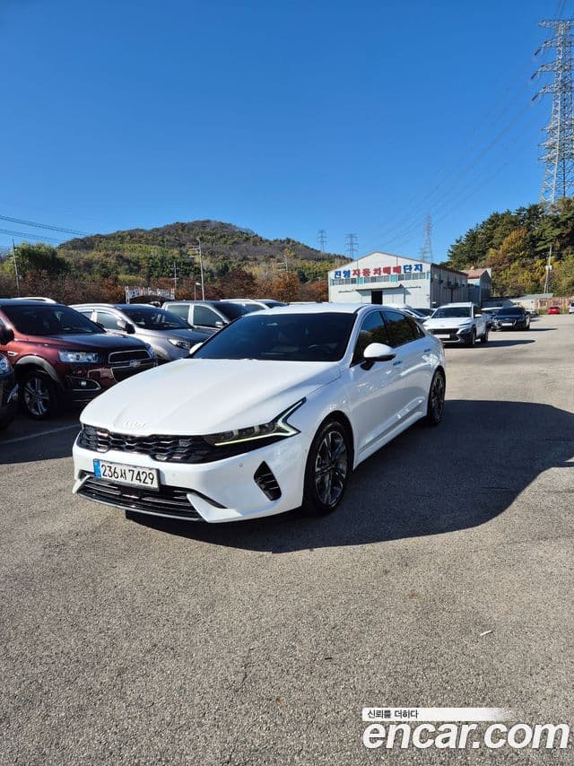 Kia The / новый New K5 гибрид 3세대 Signature, 2023 2