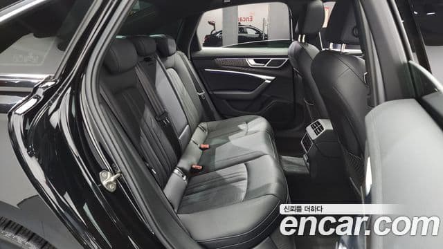 Audi A6 (C8) Premium, 2023 12