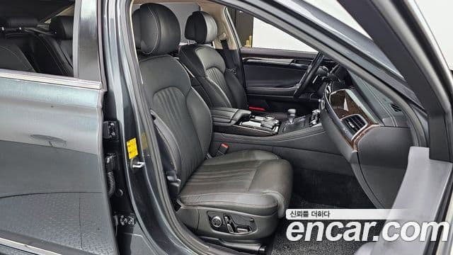 Genesis G90 Premium Luxury, 2019 10