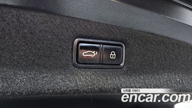 Genesis G90 Premium Luxury, 2019 20