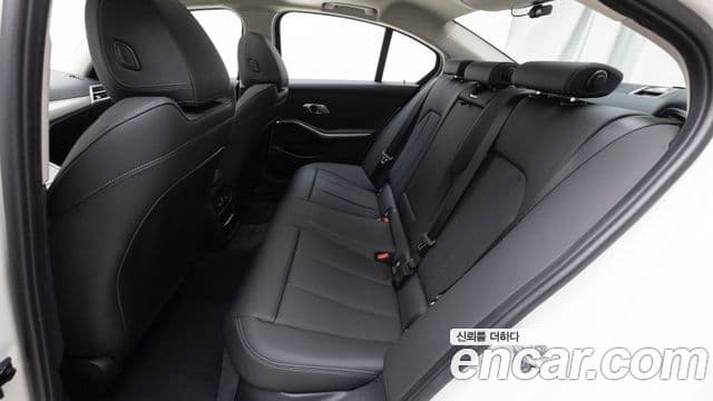 BMW 3시리즈 (G20), 2025 10