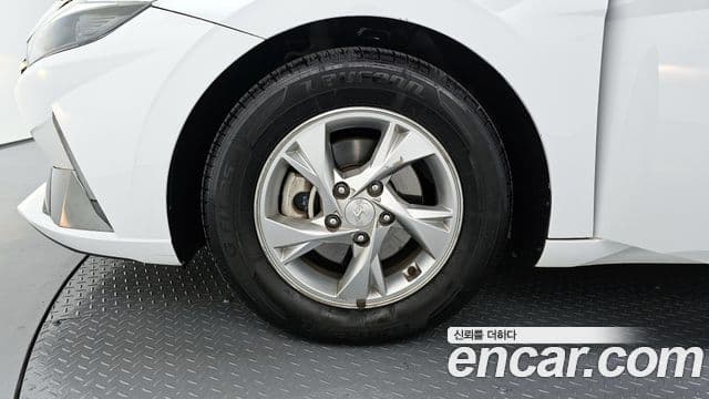 Hyundai Avante (CN7) Smart, 2023 все фото