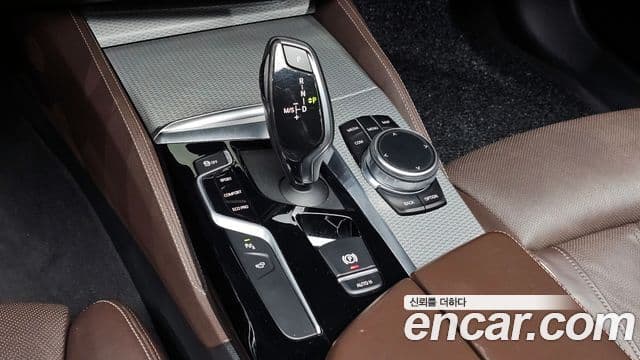 BMW 5시리즈 (G30) 520d M Sport Plus, 2019 9